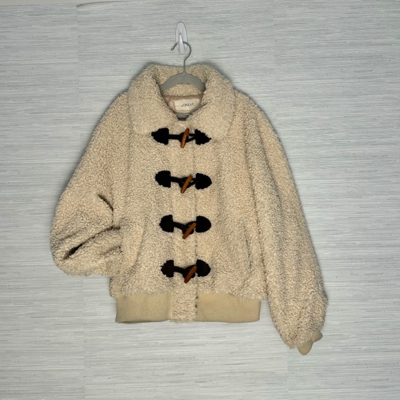 THE GREAT. Faux Shearling Toggle Jacket. Cream Size 0 (XS) - Picture 2 of 10